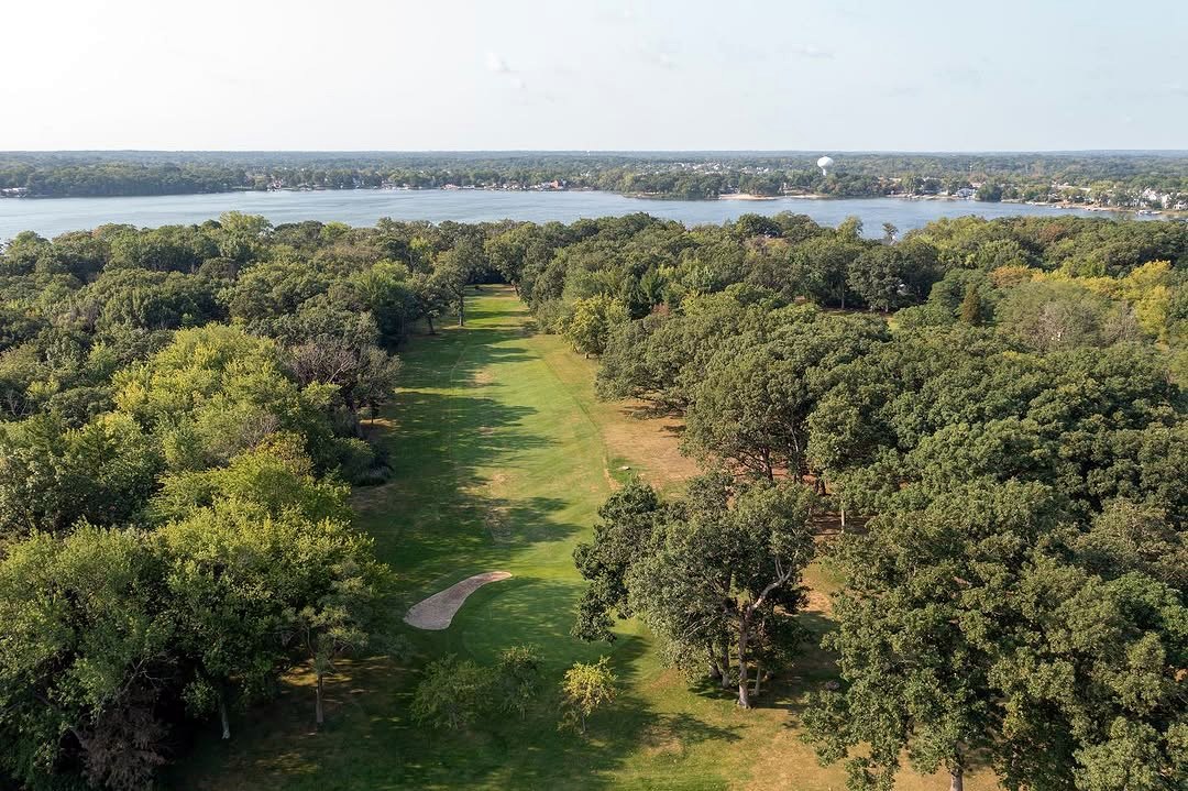 Aerial view of the Lake Zurich Golf Club course and lake